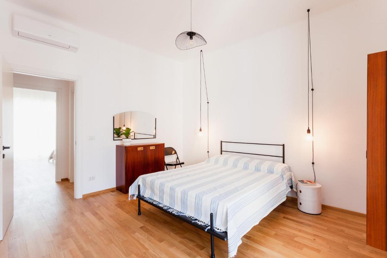 Interno 19 - Vista Mare Apartment Bari Luaran gambar